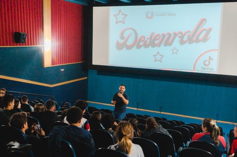 Imagem: Ismael durante aula (Arquivo pessoal)