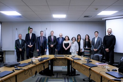 Imagem: CAPES recebe comitiva dos Países Baixos (Ester Cruz - CGCOM/CAPES)