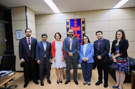 Imagem: CAPES recebe visita de representante da Educação do Chile (Naiara Demarco - CGCOM/CAPES)