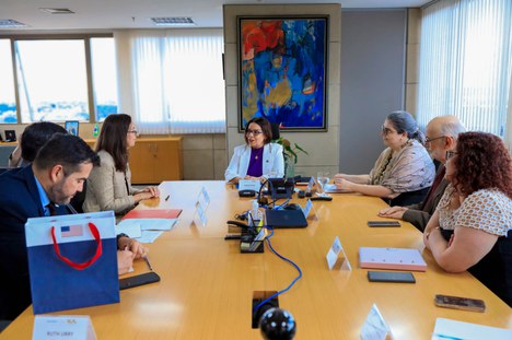 Imagem: CAPES, Comissão Fulbright Brasil e embaixada norte-americana debateram ideias (Naiara Demarco - CGCOM/CAPES)