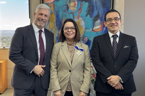 Inagem: CAPES recebeu integrantes do MRE para debater o Programa Leitorados (Julia Prado - CGCOM/CAPES)