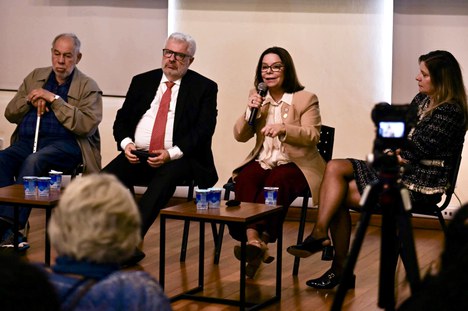 Imagem: Cerimônia de comemoração dos 25 anos do Portal de Periódicos da Coordenação promovida pela UFRGS (Divulgação/UFRGS)