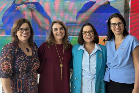 Imagem: CAPES participa de posse de reitoras de universidades federais do RS (Julia Prado/CGCOM/CAPES)