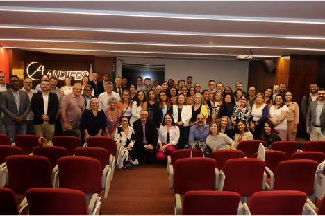 Imagem: Representantes da CAPES e das instituições federais de ensino superior reunidos na sede da Andifes, em Brasília (Divulgação)