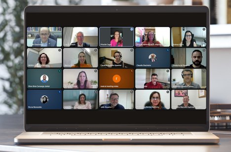 Imagem: Print da tela de reunião (Divulgação)