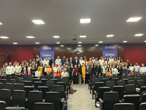 Imagem: Participantes do evento na Unifor (Divulgação)