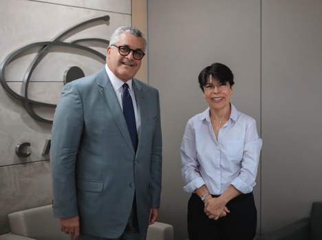 Imagem: Mercedes Bustamante e Jacques Michel Moudouté-Bell (Naiara Demarco - CGCOM/CAPES)