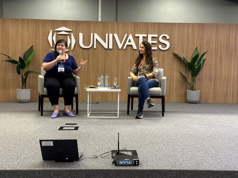 Imagem: Lorenda Dasmaceno e Fernanda Villas Boas, da CAPES (João Mendes - CGCOM/CAPES)