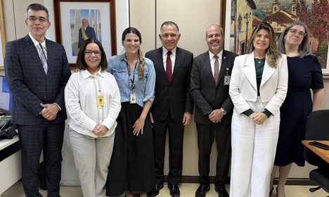 Imagem: Representantes da CEP, SECEP e CAPES (Natália Morato - CGCOM/CAPES)