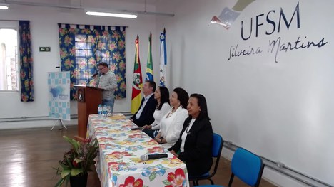 Imagem: Mesa do primeiro encontro nacional do ProfGeo (Divulgação)