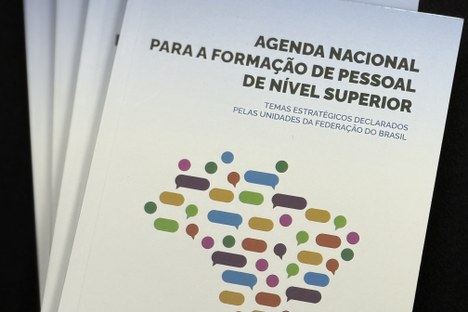 Imagem: Capa do livro (Divulgação)