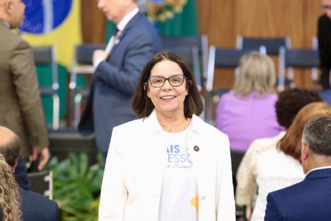 Imagem: Denise Pires de Carvalho, presidente da CAPES (Ângelo Miguel - MEC)