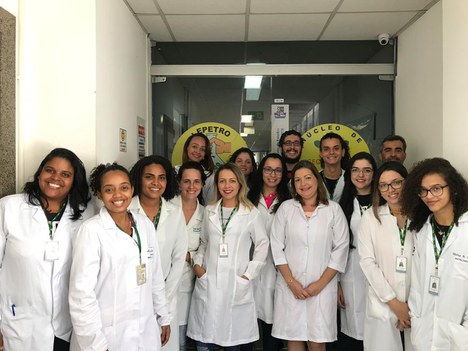 Imagem: Membros da equipe de pesquisadores do Pospetro (Arquivo pessoal)