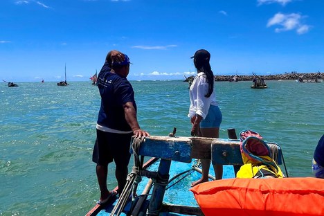 Imagem: Bolsista durante a pesquisa (Arquivo pessoal)