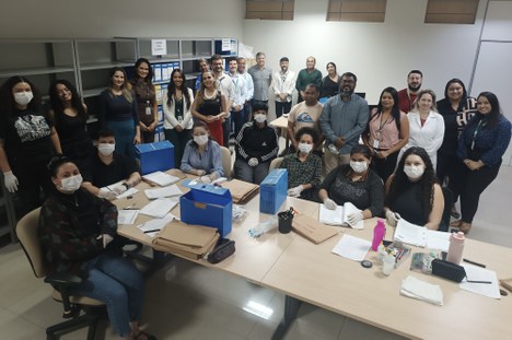 Imagem: Projeto CAPES/UnB junta servidores da CAPES, professores da UnB e pesquisadores bolsistas (Guilherme Pera - CGCOM/CAPES)