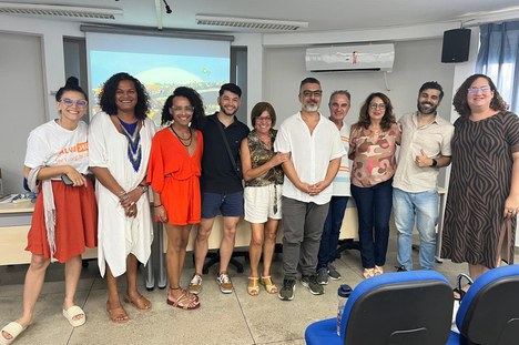 Imagem: Trabalho envolveu mais de 30 professores, pesquisadores e estudantes (Arquivo pessoal)