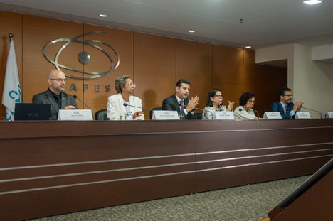 Imagem: CAPES recebe Seminário Nacional do Ensino Médio (Júlia Prado - CGCOM/CAPES)