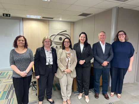 Imagem: Presidente da CAPES recebeu reitora e pró-reitora da UFMS (Gabriela Eleotério - CAPES)