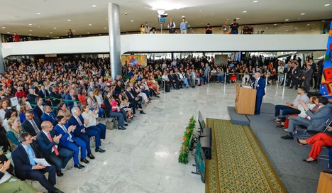 Cerimônia de anúncio de benefícios para trabalhadores terceirizados da Administração Pública Federal. Foto: Ricardo Stuckert / PR