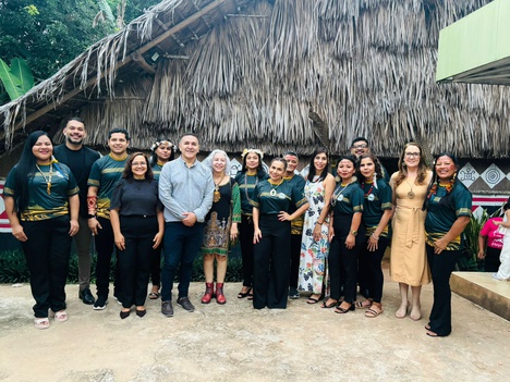 Imagem: Aula inaugural na Maloca da Federação das Organizações Indígenas do Rio Negro (Divulgação)