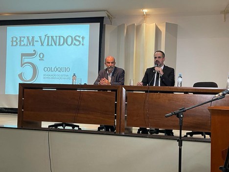 Imagem: Paulo Santos, diretor de Avaliação da CAPES, e Felipe Terra, pró-reitor de Pós-Graduação da UFG (Adriane Nascimento/Coordenação Comunicação PRPG-UFG)