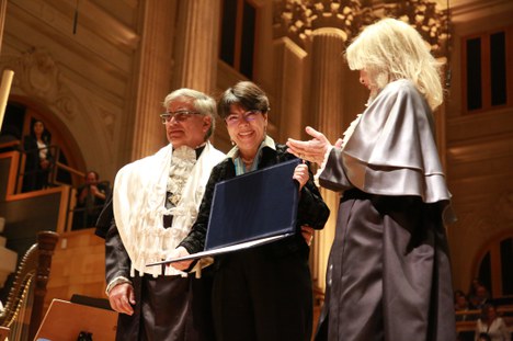 Imagem: A CAPES foi uma das homenageadas com a medalha Armando de Salles Oliveira (Luís Fortes/ MEC)