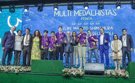 Imagem: CAPES participa da premiação da Olimpíada de Matemática (Ricardo Stuckert)