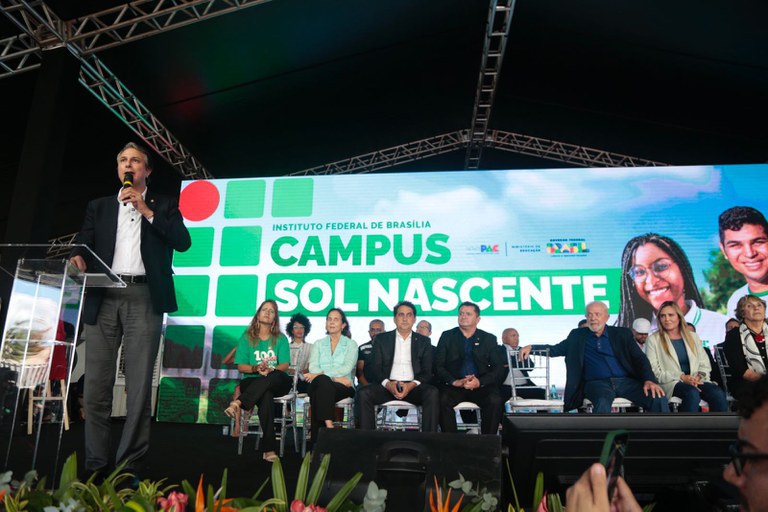 Governo federal lança pedra fundamental do Campus Sol Nascente