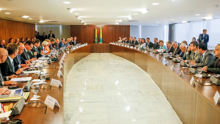 Presidenta Dilma Rousseff e a Chanceler da República Federal da Alemanha, Angela Merkel durante reunião ampliada. (Brasília - DF, 20/08/2015) Foto: Roberto Stuckert Filho/PR