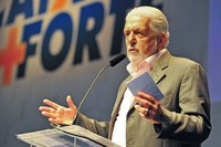  Ministro diz que 2016 será o ano da superação