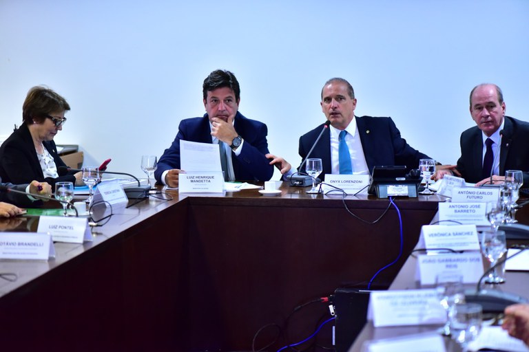 Primeira reunião interministerial