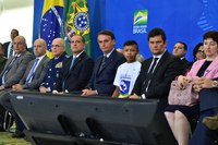 O socialismo exclui, o Brasil acolhe