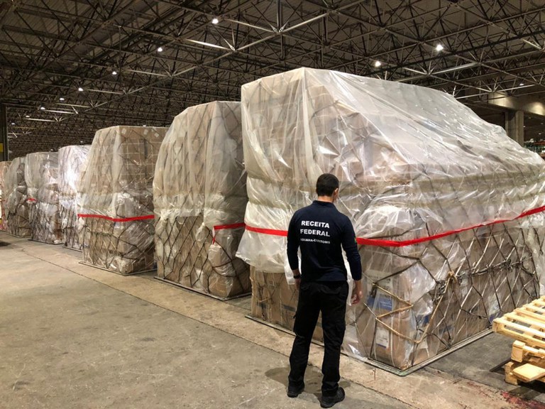 Mais de 59 milhões de EPIs