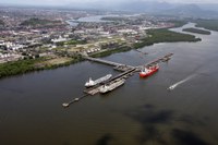 Concessão de terminais no Porto de Santos prevê geração de 7,6 mil empregos
