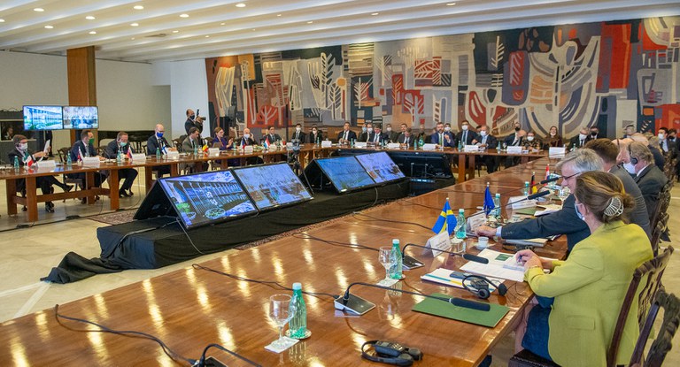 Governo participa do "Diálogo com Embaixadores da UE no Brasil: crescimento, sustentabilidade e políticas públicas"