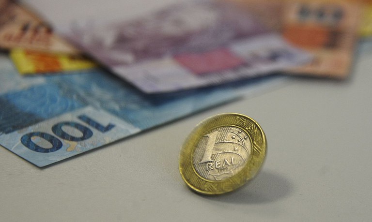 Governo Central registra superávit primário de R$ 2,1 bilhões em março