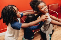 Lançado material técnico sobre convivência e fortalecimento para crianças de até seis anos