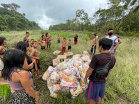 Entregues mais de 22 toneladas de alimentos a indígenas Yanomami em Roraima
