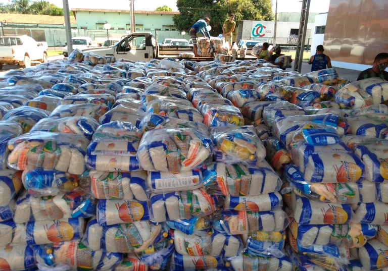Funai distribui 29 mil cestas de alimentos para indígenas na Bahia