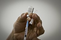 Mais de 528 mil doses de vacinas Covid-19 da Pfizer chegam ao Brasil