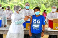 Indígenas do Alto Rio Negro recebem doses de vacina contra a Covid-19