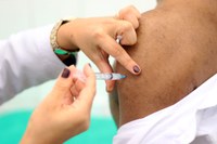 Mais de 1 milhão de brasileiros receberam a dose de reforço da vacina contra a Covid-19