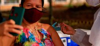 Covid-19: 40% da população brasileira está completamente vacinada