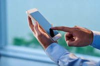 Cidadãos já podem assinar documentos pelo celular