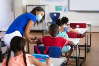 Governo Federal anuncia aumento de salário para professores da Educação Básica