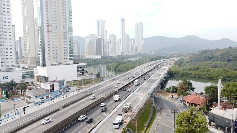 Governo Federal entrega nova ponte na BR-101/SC e facilita acesso ao litoral catarinense