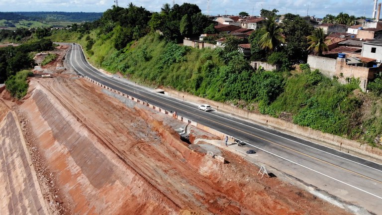 Entregues mais 65 km de pista duplicada na BR-101, em Alagoas