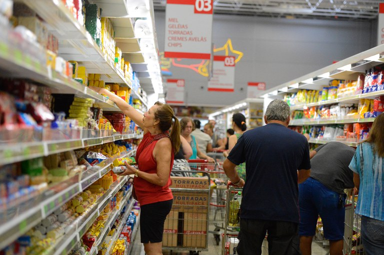 Reduzidas a 0% as tarifas de Imposto de Importação de alimentos da cesta básica