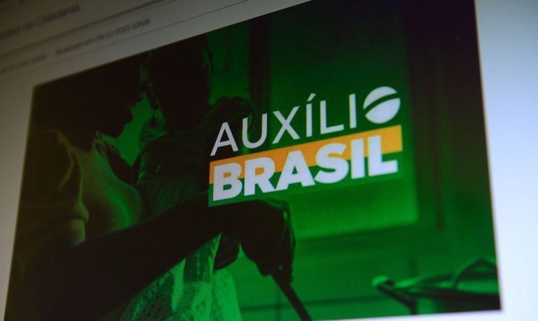 Auxílio Brasil: tem início os pagamentos de março nesta sexta (18)