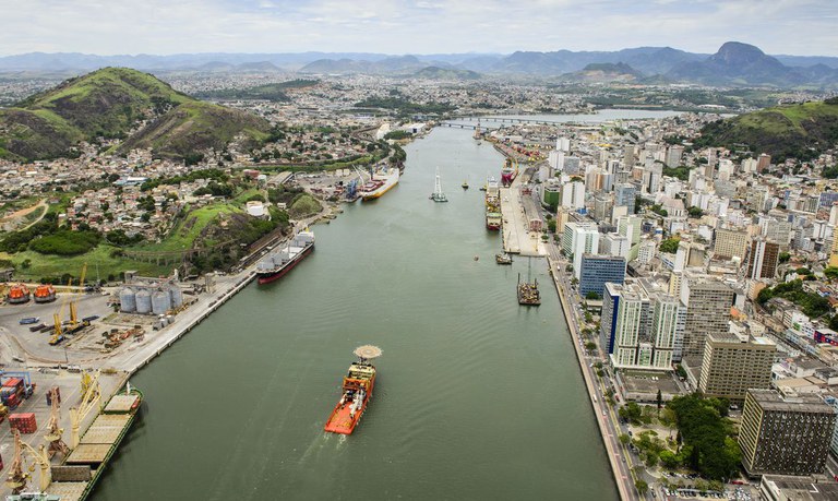 Setor portuário brasileiro entra em nova fase com a desestatização da Companhia Docas do Espírito Santo (Codesa)